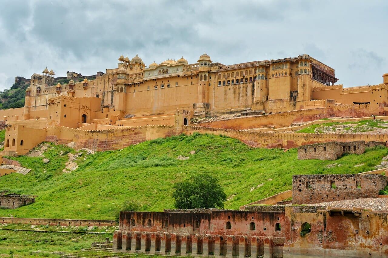 KTS Cab service in Jaipur